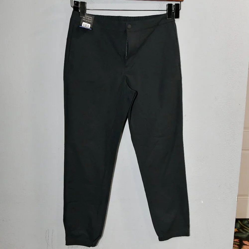 - Banana Republic Men's Tech Hybrid‎ Pant